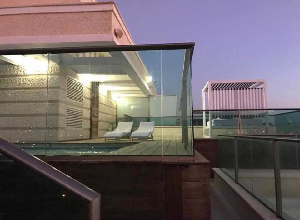 エイラートExclusive Top Luxury Penthouse Near The Sea With Privat Roof-Poolアパートメント エクステリア 写真