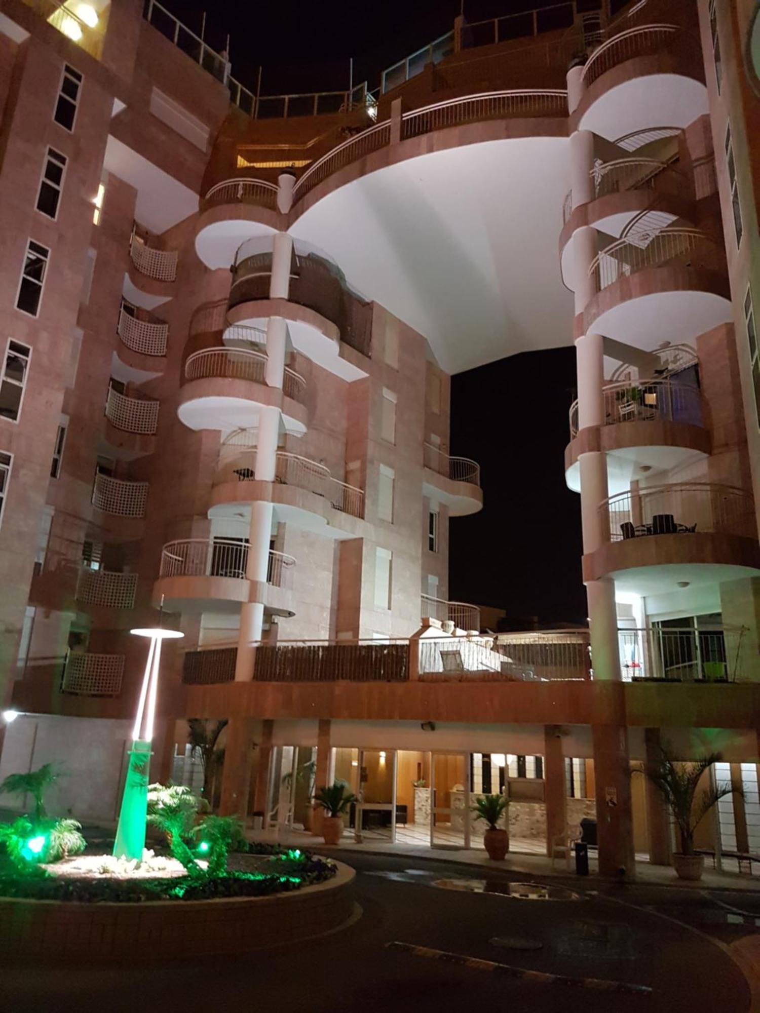 エイラートExclusive Top Luxury Penthouse Near The Sea With Privat Roof-Poolアパートメント エクステリア 写真
