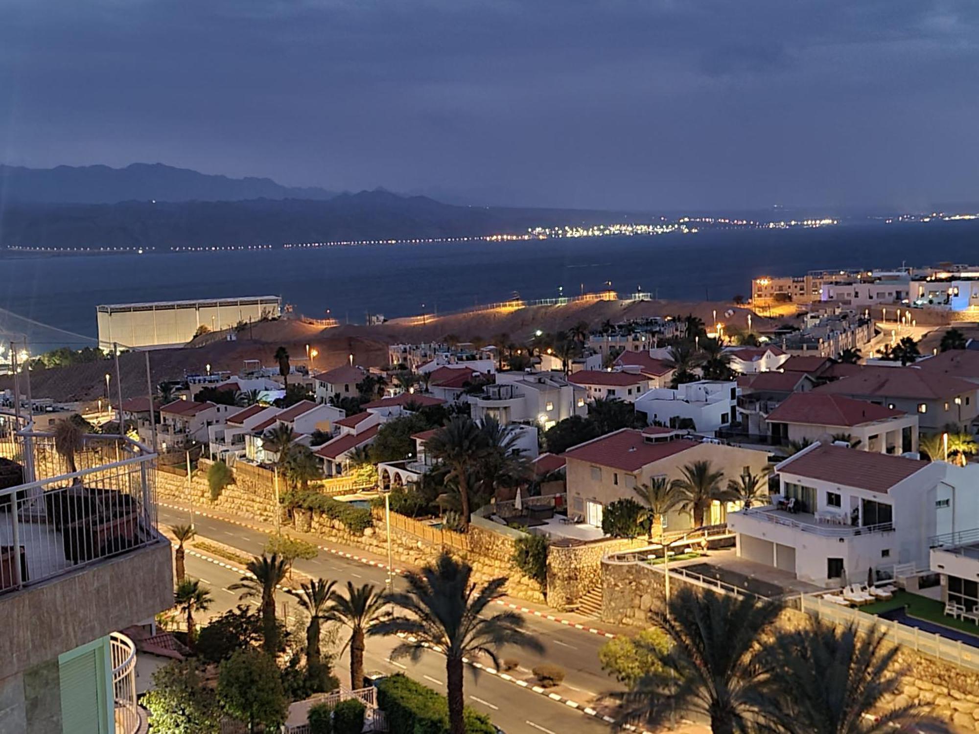 エイラートExclusive Top Luxury Penthouse Near The Sea With Privat Roof-Poolアパートメント エクステリア 写真